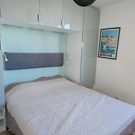 T2 Avec Balcon Vue Port Et Acces Piscine